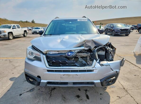 JF2SJAECXJH488263 2018 SUBARU FORESTER Серебряный Вид спереди