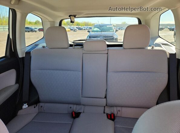 JF2SJAFC2GH515754 2016 SUBARU FORESTER Белый Вид задних сидений