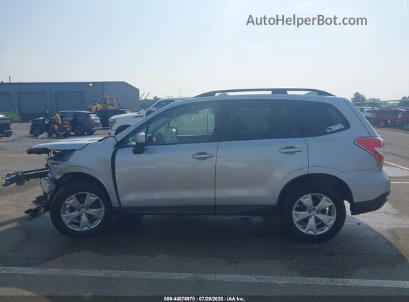 JF2SJAFC4GH498312 2016 SUBARU FORESTER Silver 360 interior view