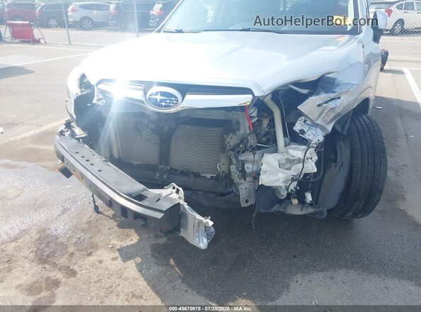 JF2SJAFC4GH498312 2016 SUBARU FORESTER Silver Front view