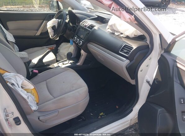 JF2SJAFCXGH529417 2016 SUBARU FORESTER Белый Вид салона спереди