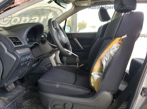 JF2SJAGC0HH802347 2017 SUBARU FORESTER Silver წინა სალონის ხედი