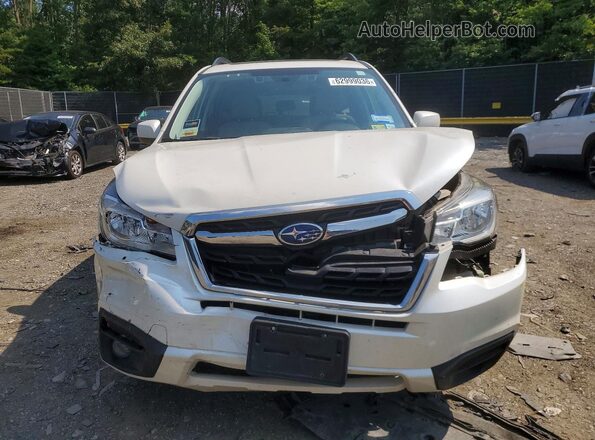 JF2SJAGC2HH529329 2017 SUBARU FORESTER White Вид спереду