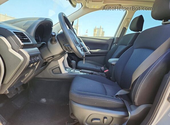 JF2SJAGC2JH534892 2018 SUBARU FORESTER Silver წინა სალონის ხედი