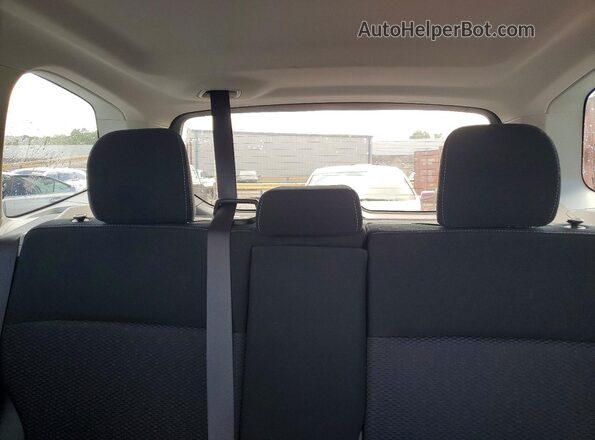 JF2SJAGC3HH568074 2017 SUBARU FORESTER Silver უკანა სავარძლების ხედი