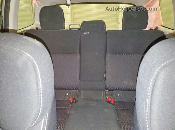 JF2SJAGC5HH514842 2017 SUBARU FORESTER Серебряный Вид задних сидений