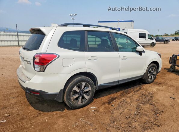 JF2SJAGC5HH579724 2017 SUBARU FORESTER White Trasero derecho
