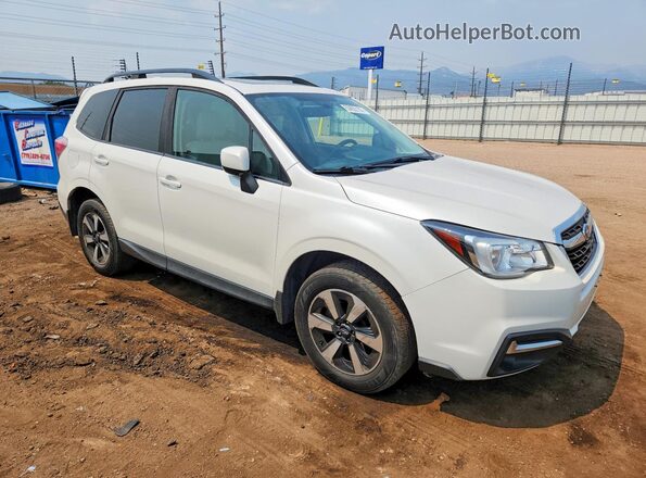 JF2SJAGC5HH579724 2017 SUBARU FORESTER White Delantero derecho