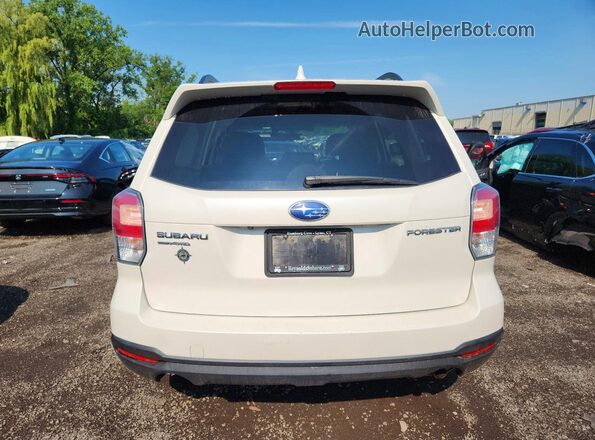 JF2SJAGC5JH507850 2018 SUBARU FORESTER White Rear view