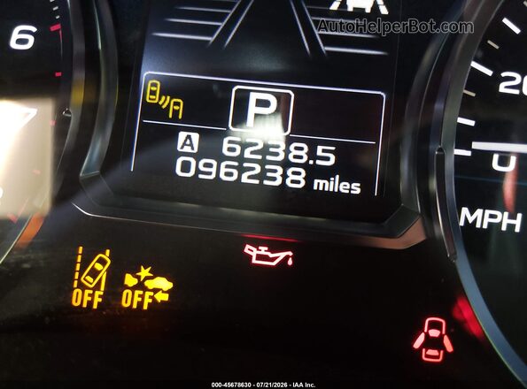 JF2SJAGC5JH549645 2018 SUBARU FORESTER Black 
