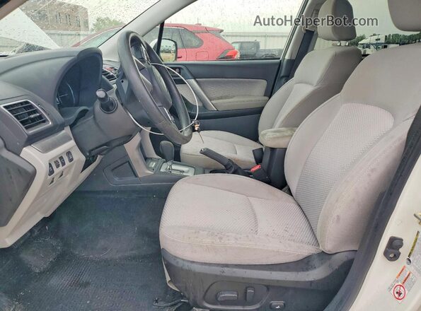 JF2SJAGC6HH546960 2017 SUBARU FORESTER White Widok wnętrza z przodu