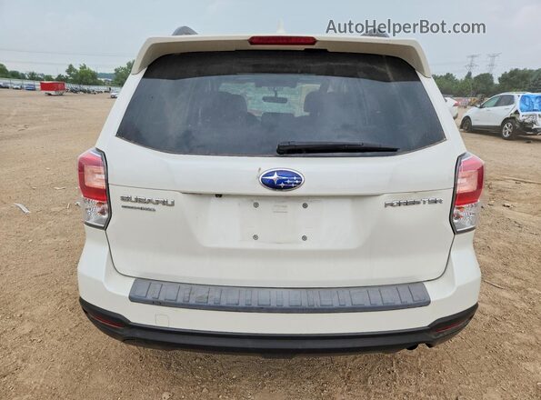 JF2SJAGC6JH477256 2018 SUBARU FORESTER Белый Вид сзади