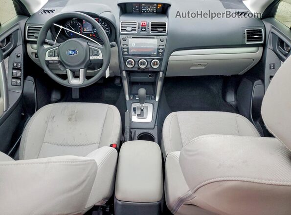 JF2SJAGC6JH480366 2018 SUBARU FORESTER Green Vista del salpicadero