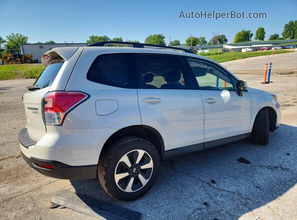 JF2SJAGC8HH513300 2017 SUBARU FORESTER White Tył prawy
