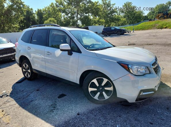 JF2SJAGC8HH513300 2017 SUBARU FORESTER White Przód prawy