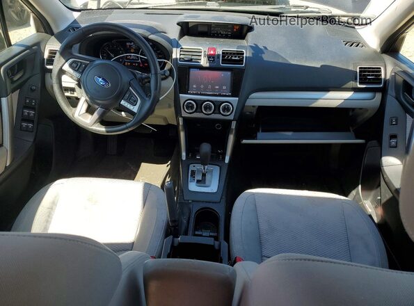 JF2SJAGC8JH420699 2018 SUBARU FORESTER Black Dashboard view