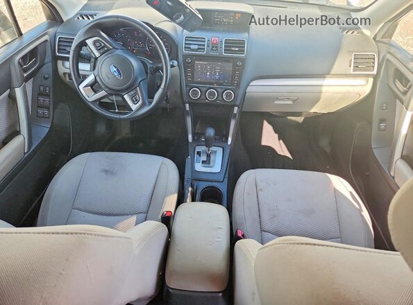 JF2SJAGC9HH579130 2017 SUBARU FORESTER Белый Вид панели приборов