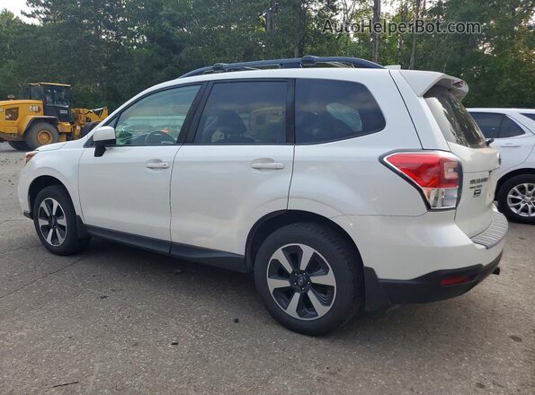 JF2SJAGCXHH560747 2017 SUBARU FORESTER White Tył lewy