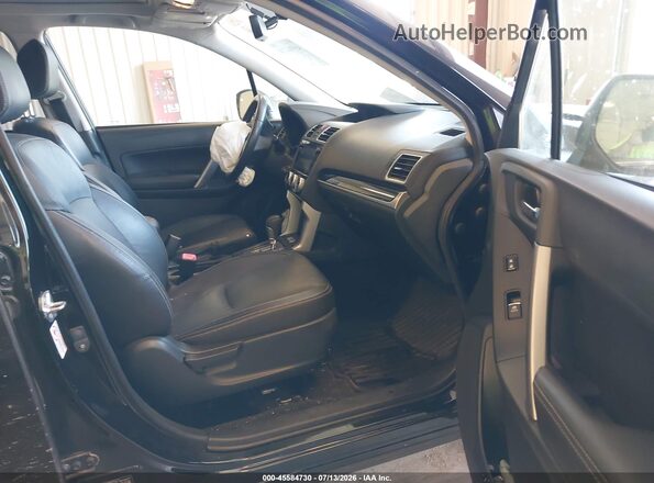 JF2SJAJC0HH411305 2017 SUBARU FORESTER Black Widok wnętrza z przodu
