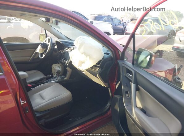JF2SJAJC0HH431909 2017 SUBARU FORESTER Red Vista interior delantera