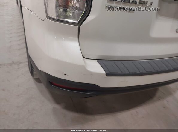 JF2SJAJC0JH550047 2018 SUBARU FORESTER White Front view