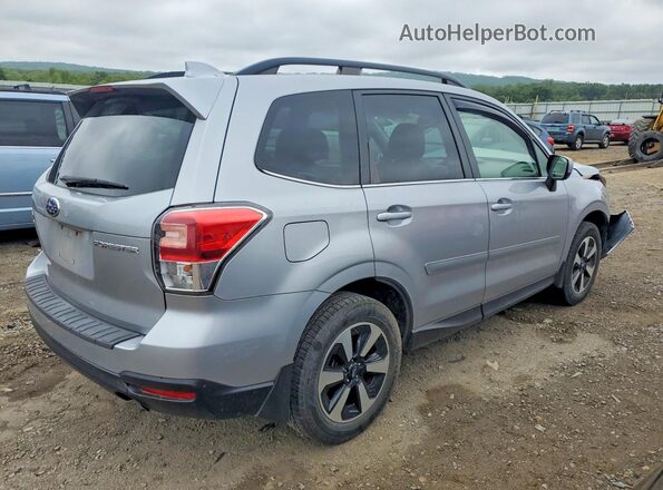 JF2SJAJC1JH405535 2018 SUBARU FORESTER Silver Задня права чверть