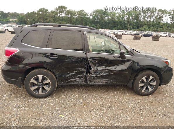 JF2SJAJC2HH533650 2017 SUBARU FORESTER Black Widok wnętrza z tyłu
