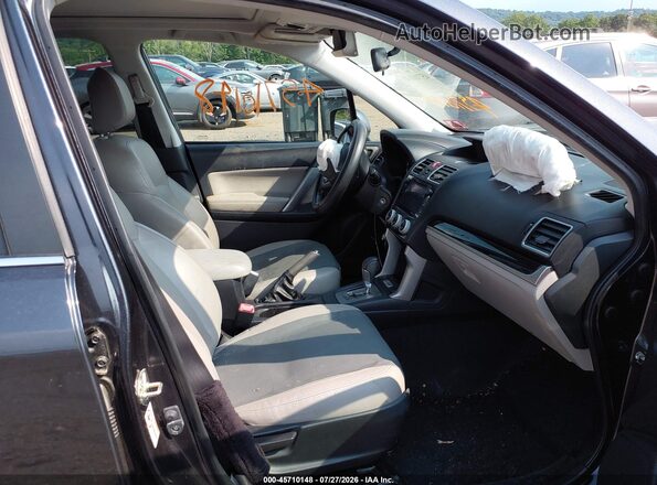 JF2SJAJC2HH582654 2017 SUBARU FORESTER Серый Вид салона спереди
