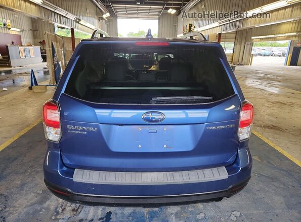 JF2SJAJC2JH423977 2018 SUBARU FORESTER Blue Widok z tyłu