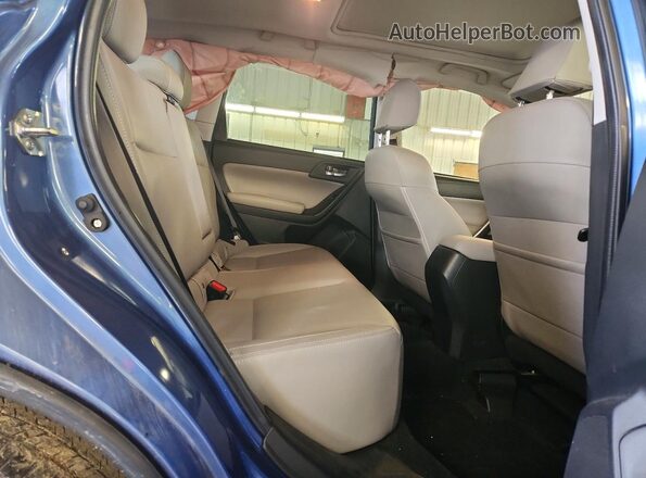 JF2SJAJC2JH423977 2018 SUBARU FORESTER Blue Widok wnętrza z tyłu