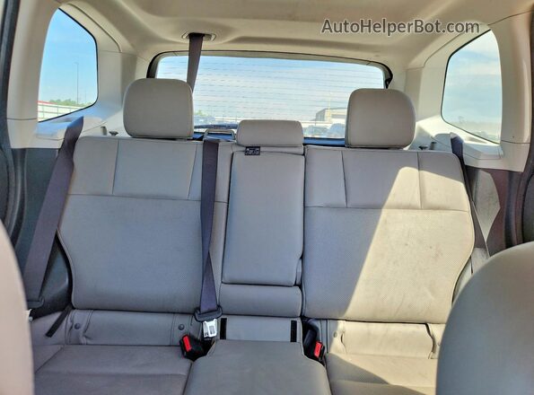 JF2SJAJC3JH445082 2018 SUBARU FORESTER White Rear seats view