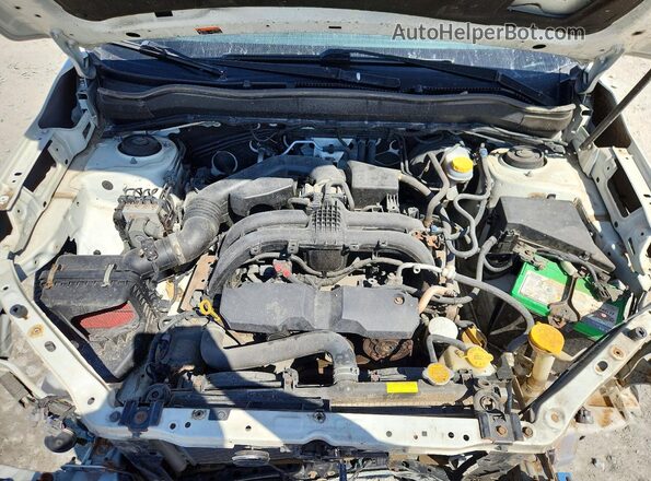 JF2SJAJC3JH445082 2018 SUBARU FORESTER White Engine compartment view
