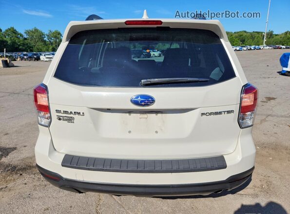 JF2SJAJC3JH583401 2018 SUBARU FORESTER White Vista trasera