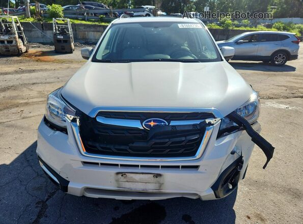 JF2SJAJC3JH583401 2018 SUBARU FORESTER White Vista frontal