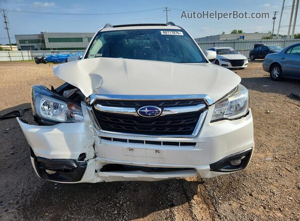 JF2SJAJC4HH405927 2017 SUBARU FORESTER White Front view
