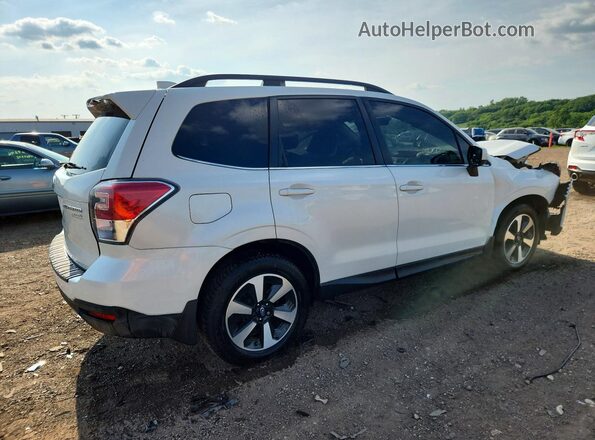 JF2SJAJC4HH405927 2017 SUBARU FORESTER White Rear right