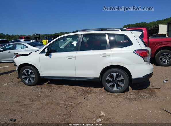 JF2SJAJC4HH548618 2017 SUBARU FORESTER White 