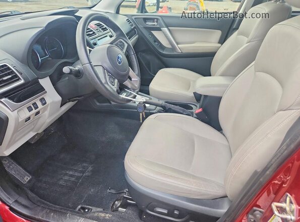 JF2SJAJC7JH527493 2018 SUBARU FORESTER Red Front interior view