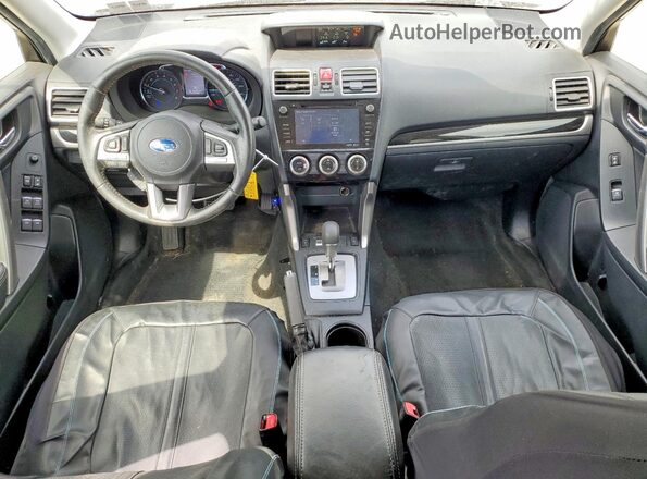 JF2SJAJC8HH527593 2017 SUBARU FORESTER Silver Vista del salpicadero