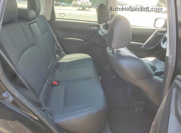 JF2SJAJC9JH532792 2018 SUBARU FORESTER Black Vista interior trasera