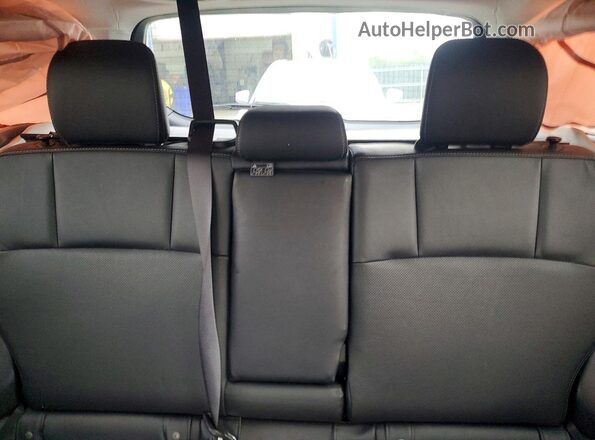 JF2SJAJCXJH616653 2018 SUBARU FORESTER Black Rear seats view