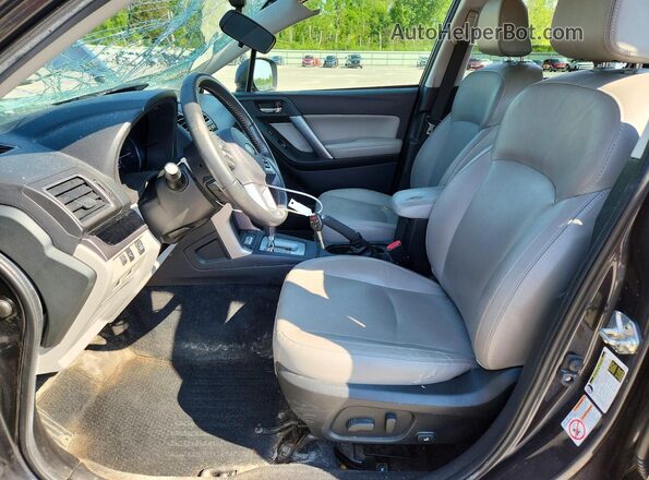 JF2SJALC3JH445211 2018 SUBARU FORESTER Gray Вид салону спереду