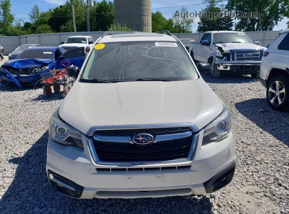 JF2SJARC0HH432319 2017 SUBARU FORESTER White Vista frontal