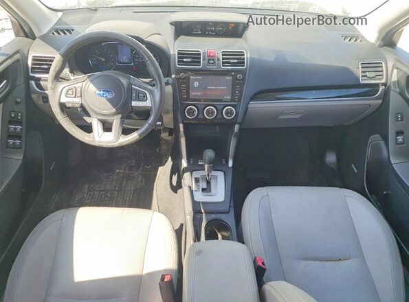 JF2SJARC0HH432319 2017 SUBARU FORESTER White Vista del salpicadero