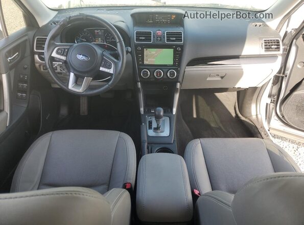 JF2SJARC0HH537572 2017 SUBARU FORESTER Silver Dashboard view
