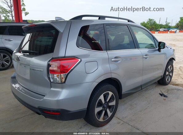 JF2SJARC0JH495510 2018 SUBARU FORESTER Silver Задня права чверть