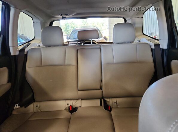 JF2SJARC1HH485353 2017 SUBARU FORESTER Gray Rear seats view