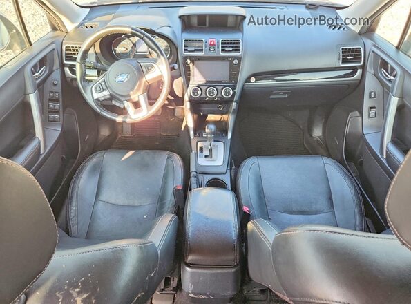 JF2SJARC2JH446888 2018 SUBARU FORESTER Silver Dashboard view