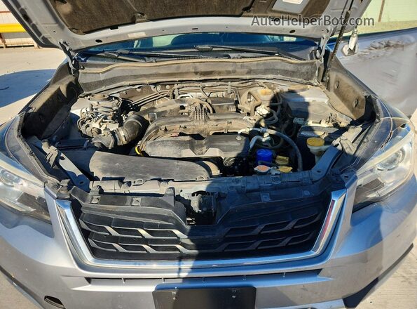 JF2SJARC5HH507838 2017 SUBARU FORESTER Silver Engine compartment view