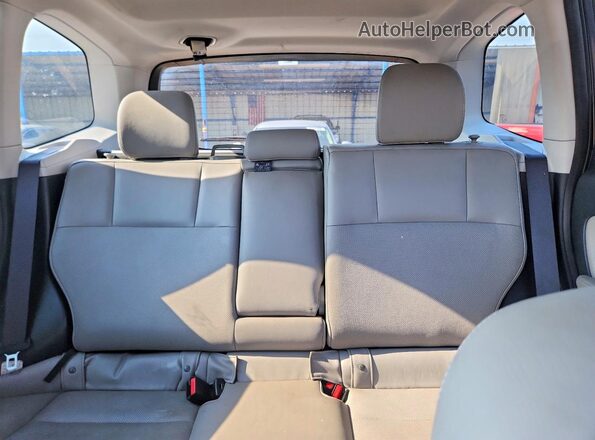 JF2SJARC7HH504388 2017 SUBARU FORESTER Gray Widok tylnych siedzeń